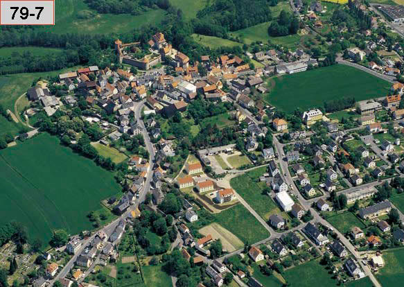 %_tempFileNameHohenberg_Sommer_Seite_01%