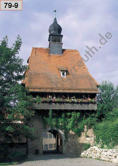%_tempFileNameHohenberg_Sommer_Seite_03%