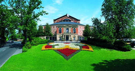 Das Festspielhaus in Bayreuth